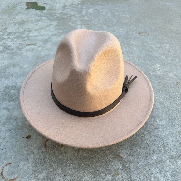 Boho Hat with band - Picture 2 of 6